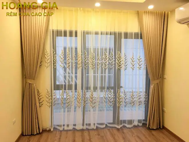 Cẩm Nang Toàn Diện Về Rèm Cửa Hiện Đại: Lợi Ích, Phong Cách Và Nghệ Thuật Trang Trí