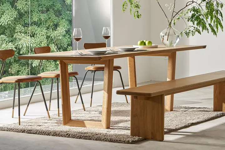 Kinh Nghiệm Mua Bàn Gỗ Giá Rẻ: Lựa Chọn Thông Minh Hay Nguy Cơ Tiềm Ẩn?